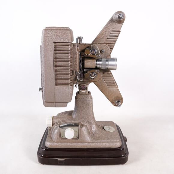 Revere Model P-90 8mm Film Movie Projector w/ Case & Cord *Untested* - Picture 2 of 16